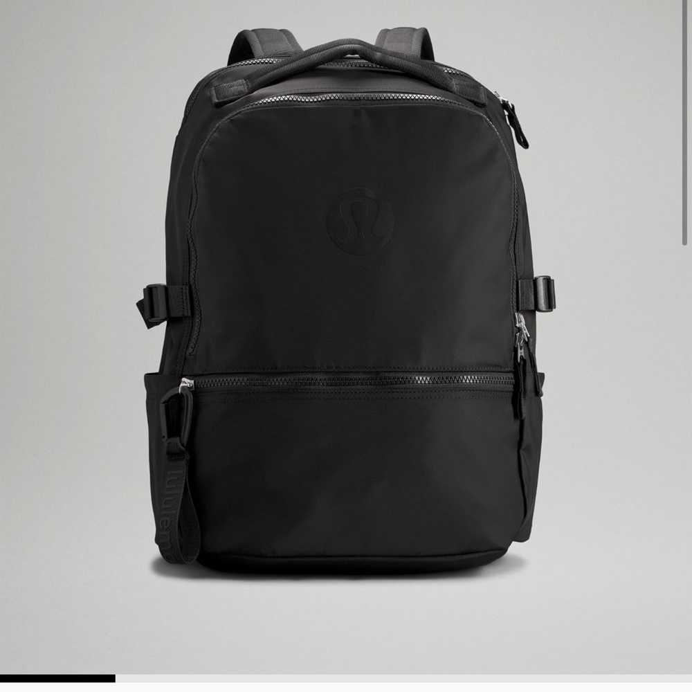 NWOT Lululemon backpack
